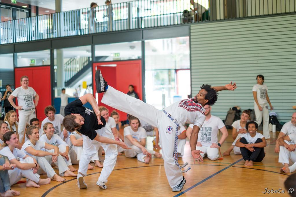 Musicas de Capoeira 100227 - Quilombolas De Luz